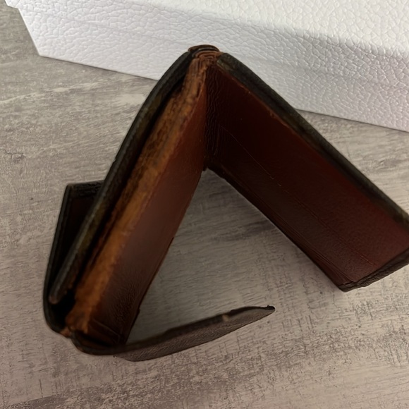 LV Wallets - Picture 11 of 14